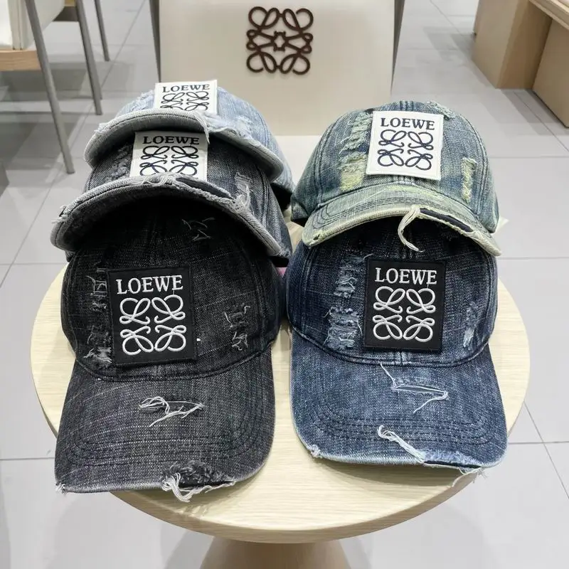 Loewe cap 071401